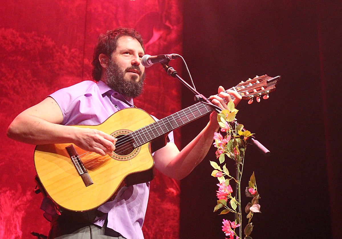 El Kanka ha presentado en Sevilla su nuevo disco ante un Cartuja Center completamente lleno