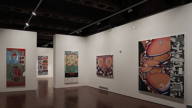 El firmamento de Luis Gordillo ilumina el Espacio Santa Clara