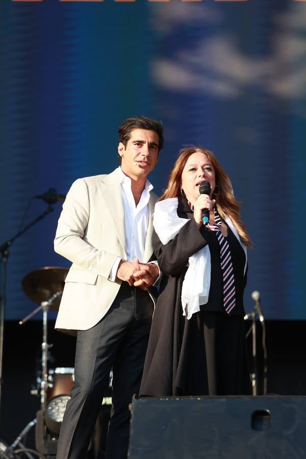 Aspecto muy ambientado de la Maestranza durante el festival de música Ktholic