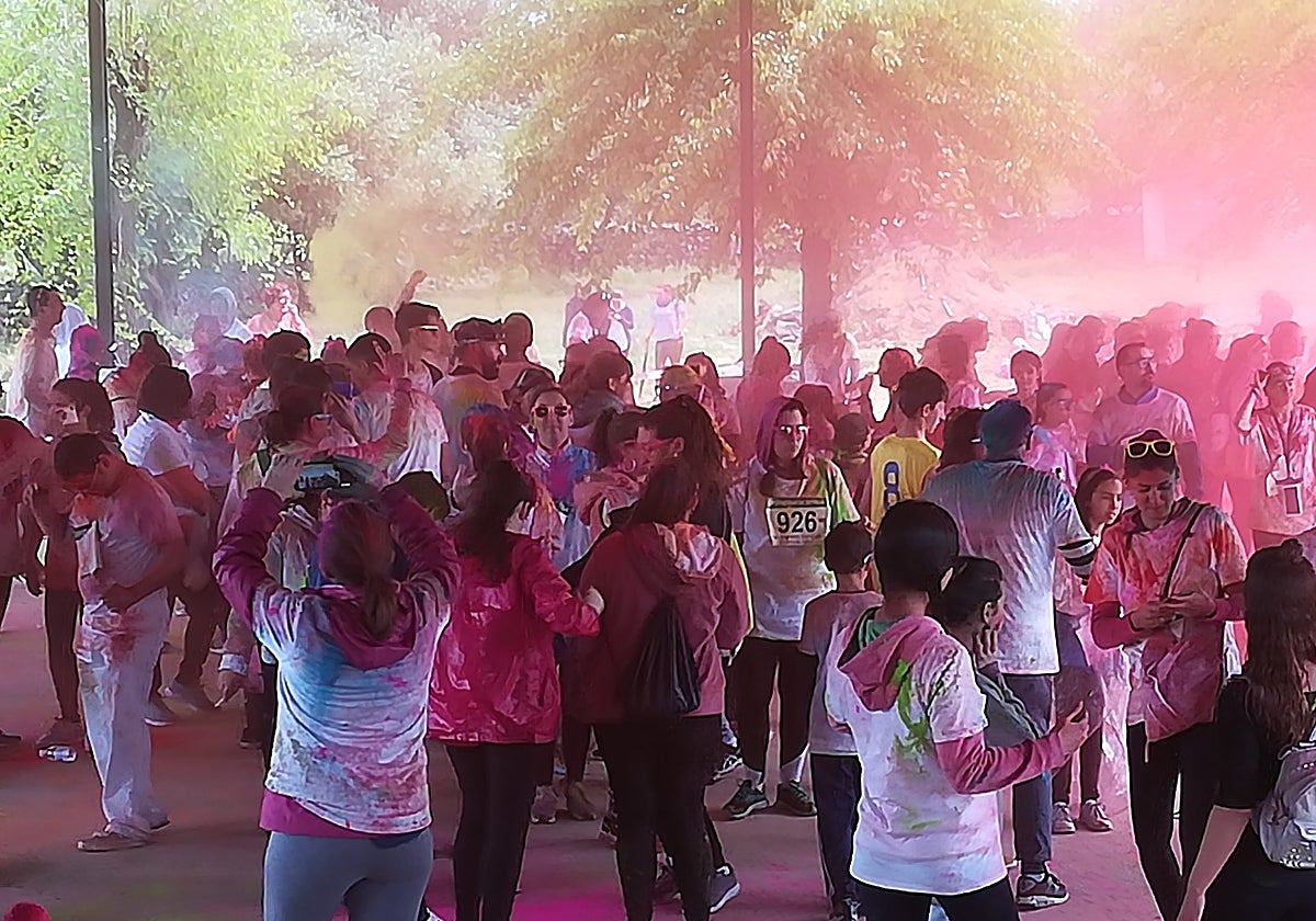 La localidad de Castilblanco de los Arroyos va a acoger una nueva edición de la divertida 'Fiesta del Color'