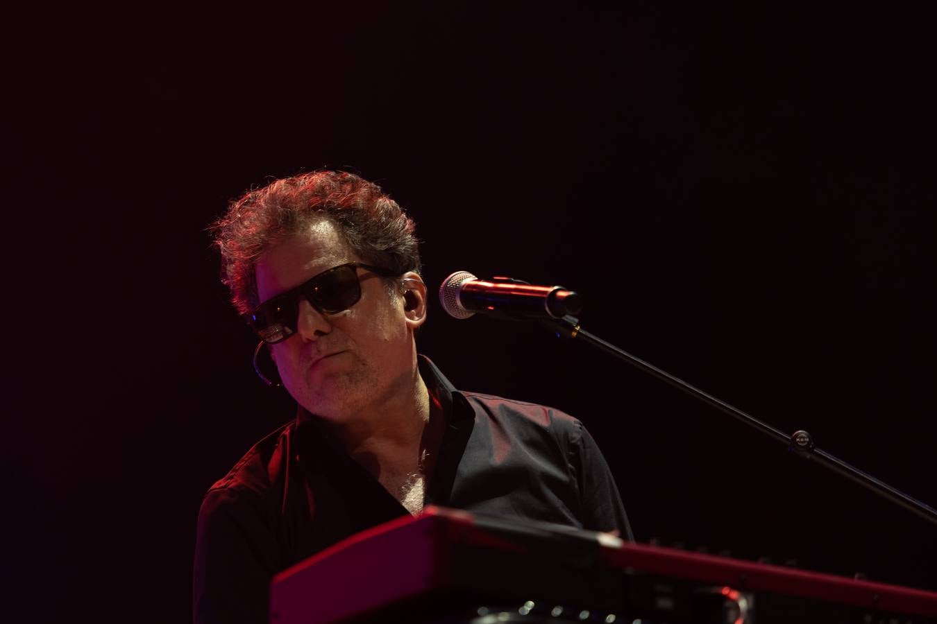 Concierto de Andrés Calamaro en el Cartuja Center Cite de Sevilla