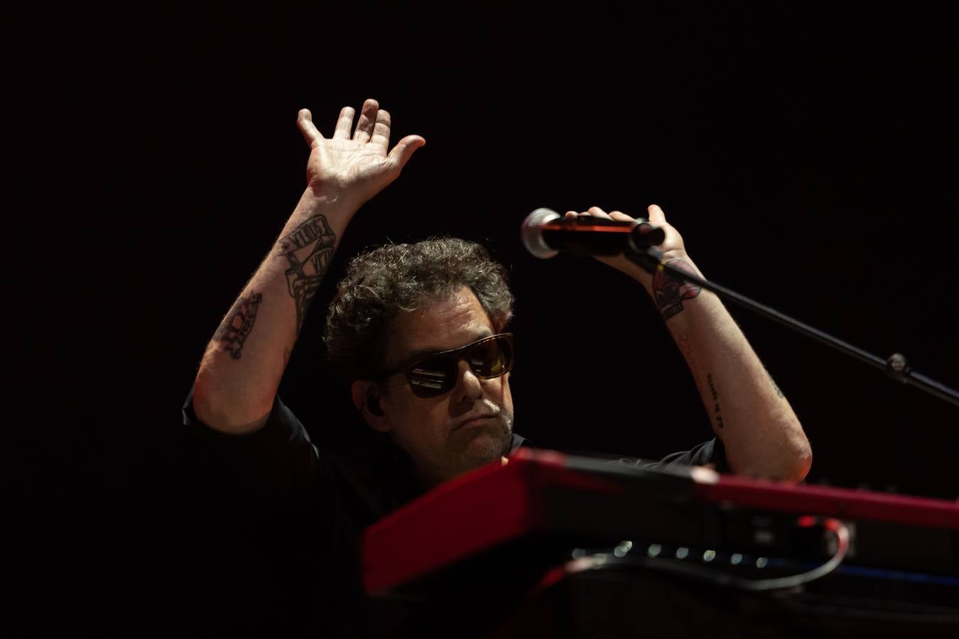 Concierto de Andrés Calamaro en el Cartuja Center Cite de Sevilla