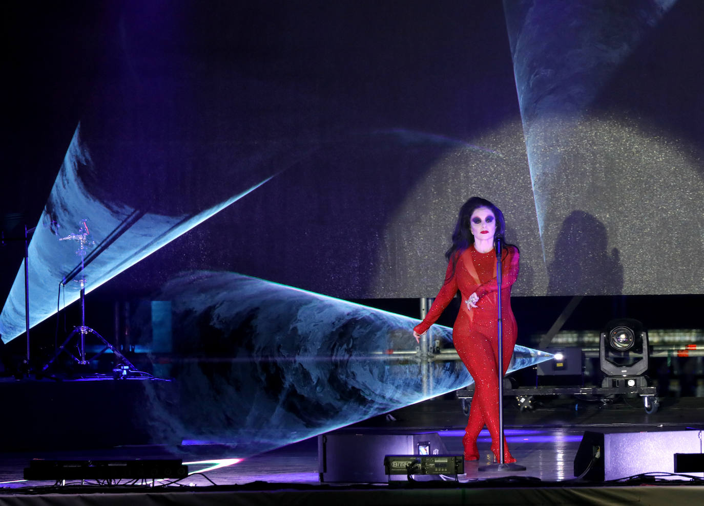 La actuación de Fangoria en Icónica Sevilla Fest fue un auténtico huracán electropop