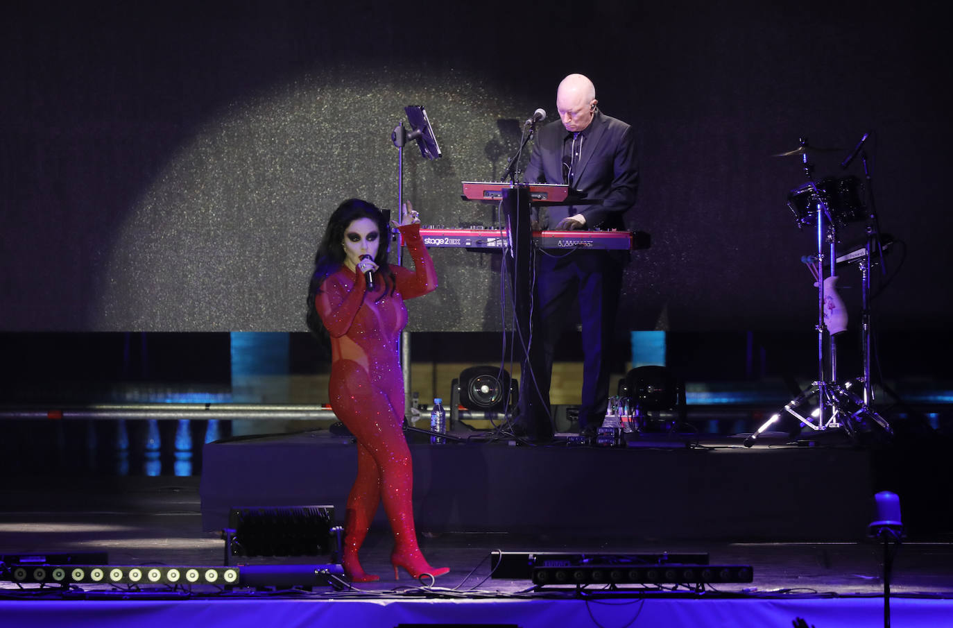 La actuación de Fangoria en Icónica Sevilla Fest fue un auténtico huracán electropop