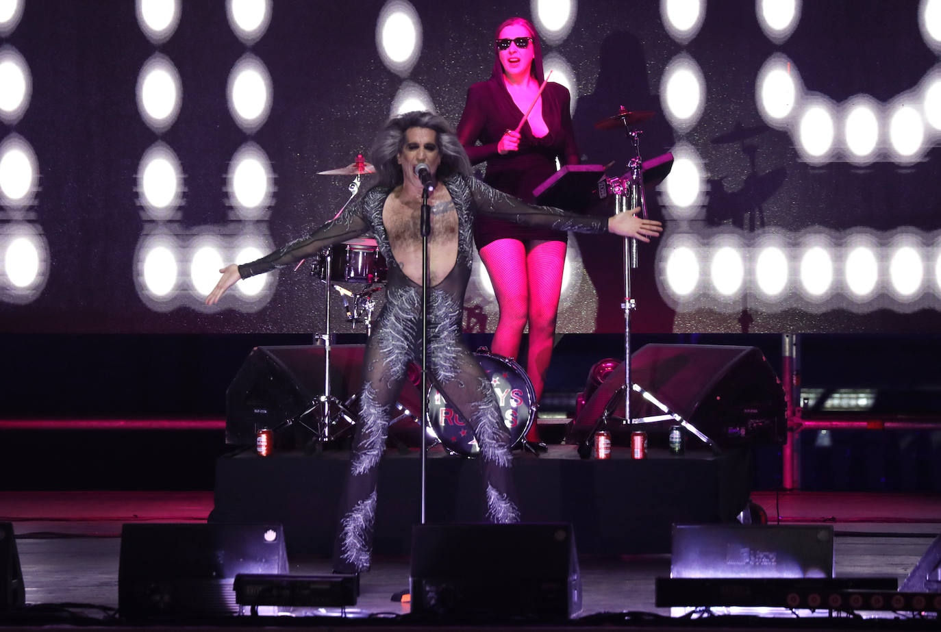 El concierto de Nancys Rubias en Icónica Sevilla Fest no dejó a nadie indiferente