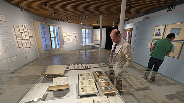 Exposición Alba y Carter. Cien años descubriendo a Tutankamón en Fundación Cajasol