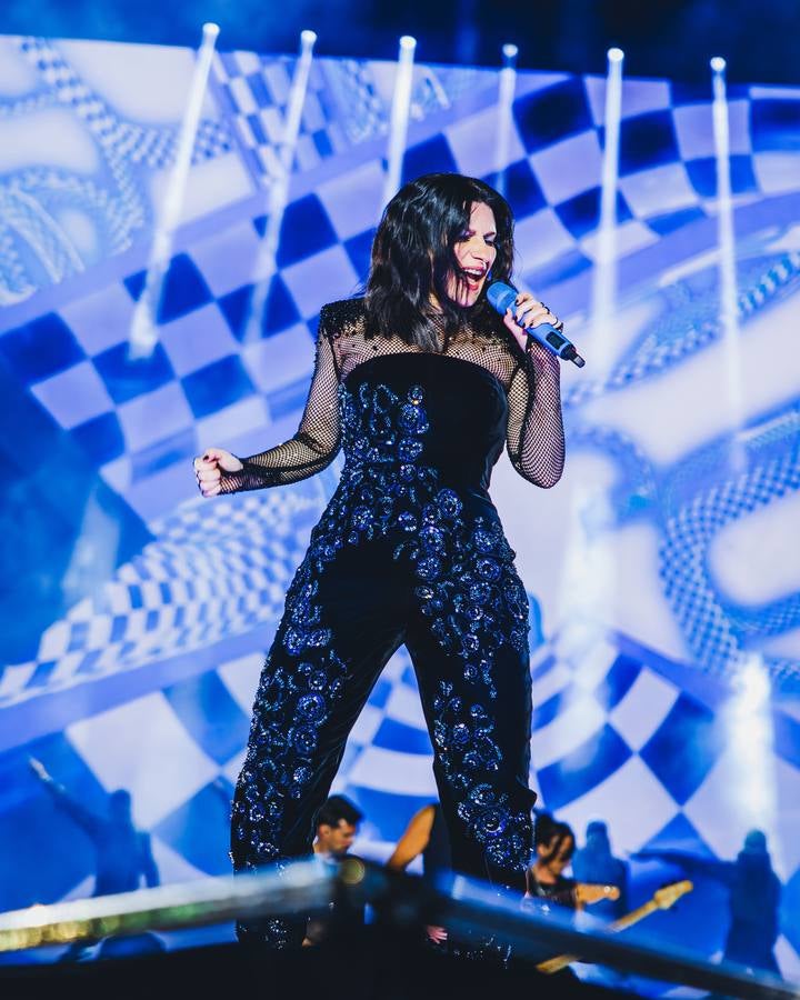 La cantante italiana actuó durante más de dos horas en su primer concierto ante el público sevillano