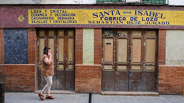 Un antiguo taller de cerámica de la calle Antillano Campos