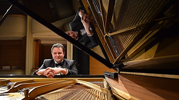 El pianista Tommaso Cogato une fuerzas en su actuación con el violinista Joaquín Torre