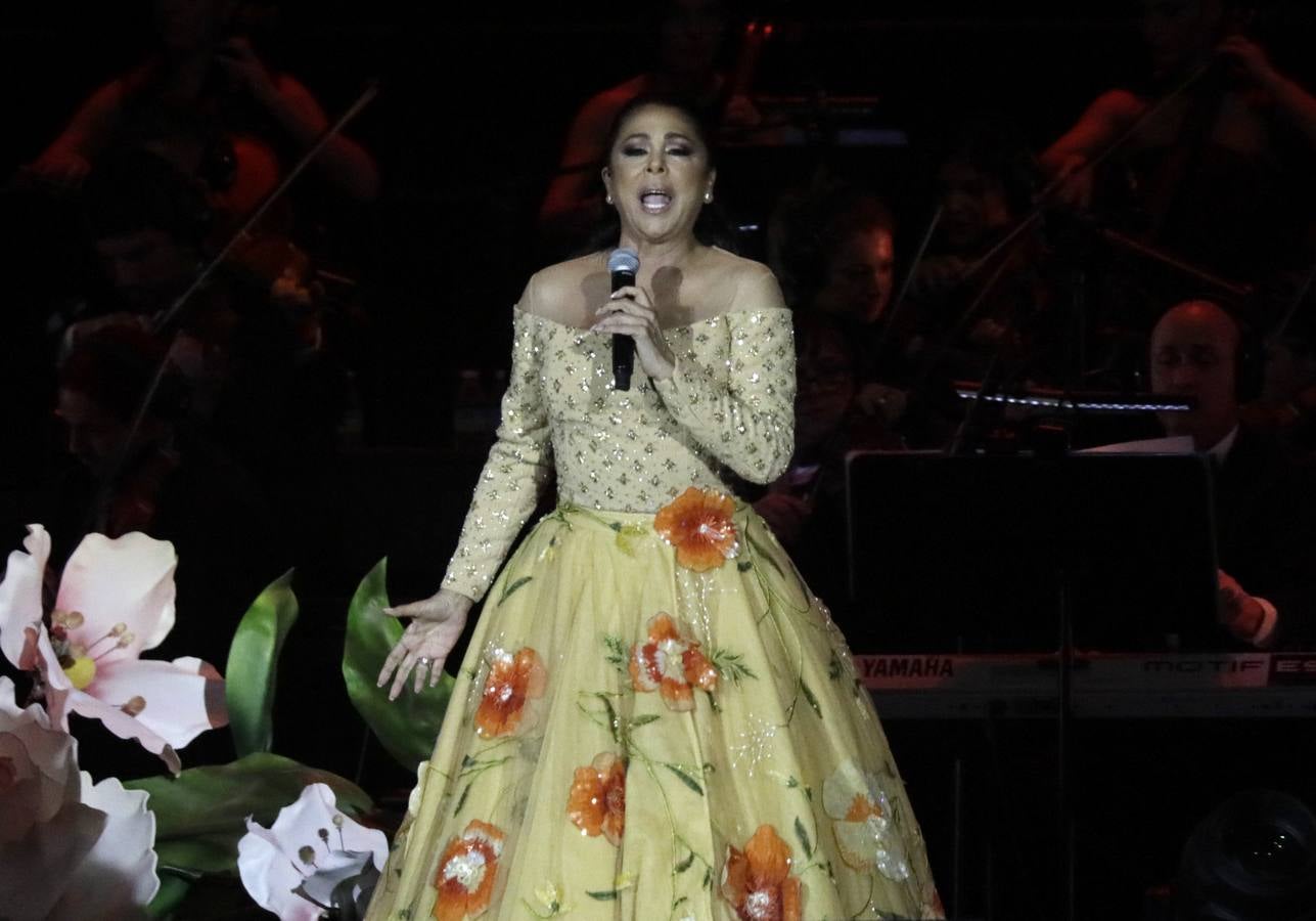 Concierto de Isabel Pantoja en el Estadio de la Cartuja de Sevilla