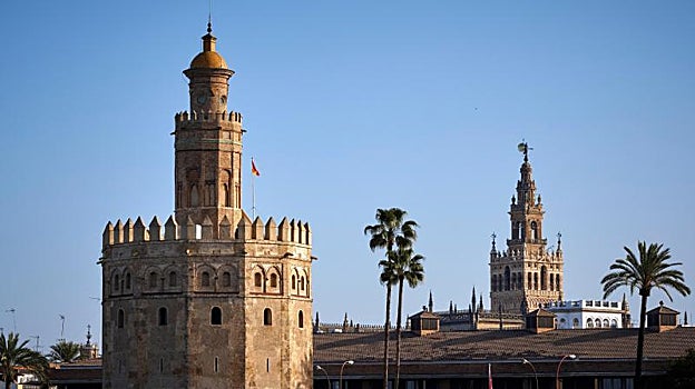 La Torre del Oro y la Giralda