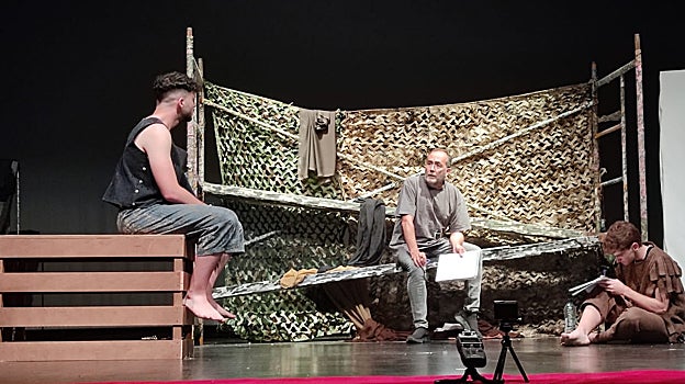 La compañía 'Pabalumas Teatro' llega a las tablas del teatro municipal de Las Cabezas de San Juan