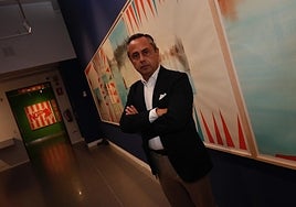 Ricardo Suárez explora el pasado y presente del imaginario sevillano en la exposición de Cajasol 'Vanidades'