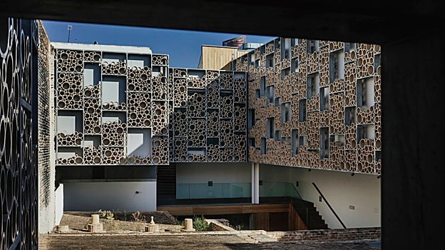 Patio interior del Centro de Cerámica de Sevilla
