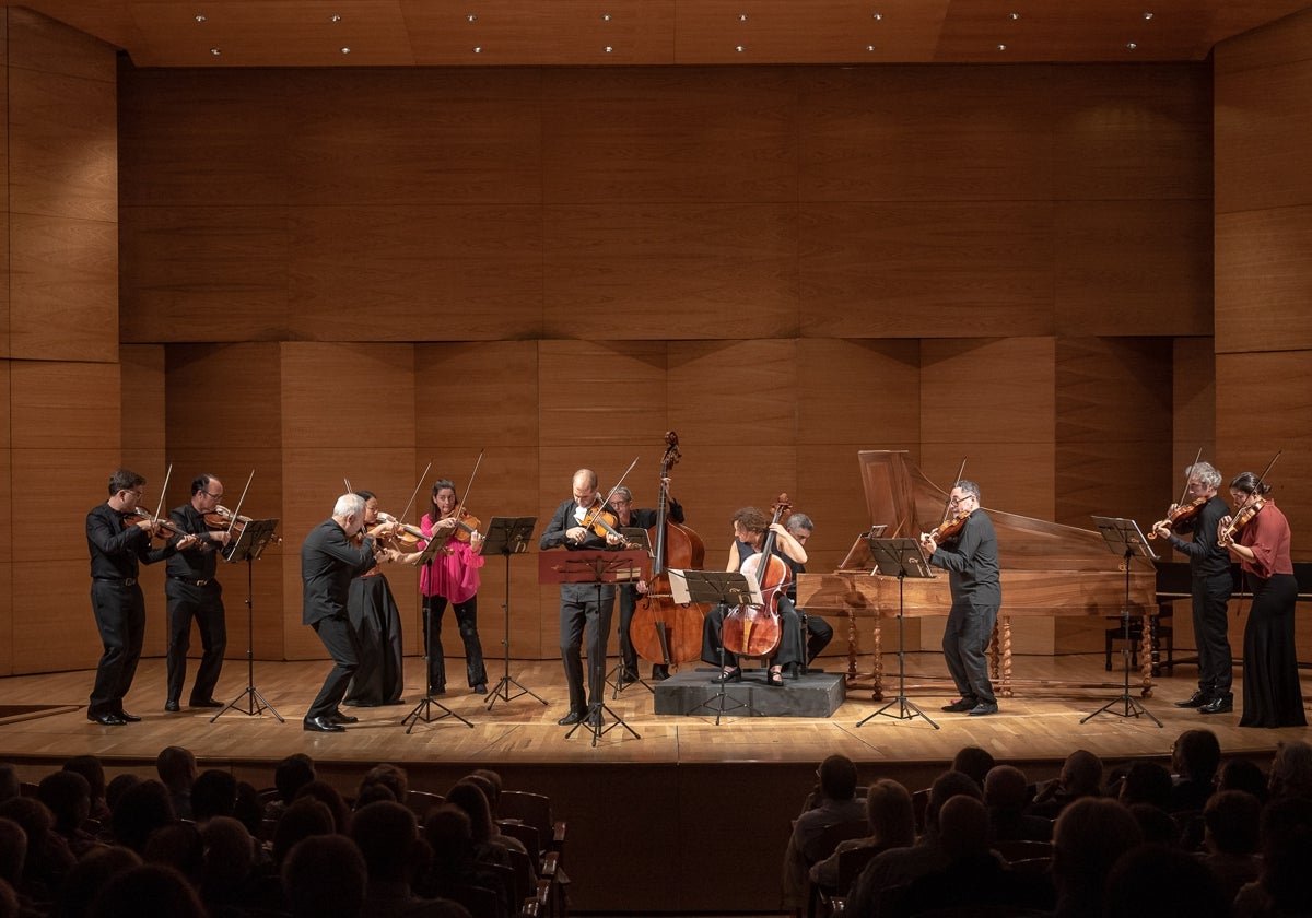 La Orquesta Barroca de Sevilla con el violinista Miguel Romero como solista