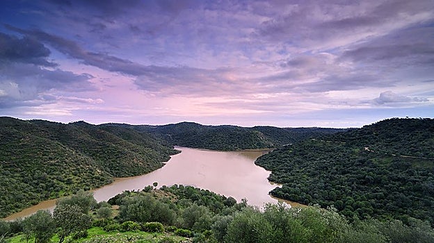 El tramo restringido de la Ruta del Agua es una de las zonas más bellas para hacer senderismo de toda la provincia de Sevilla