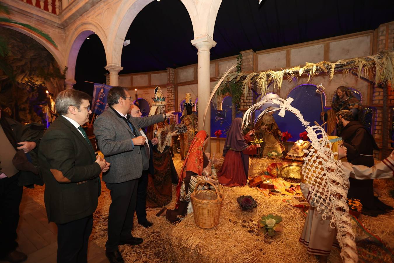 Las imágenes provienen de hermandades de toda Andalucía y de colecciones particulares