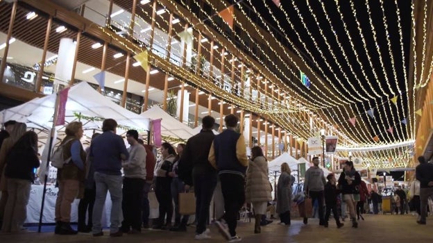 Mercado navideño de Torre Sevilla