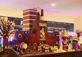 El universo Willy Wonka en Sevilla: así es la espectacular exposición de chocolate del centro comercial Los Arcos