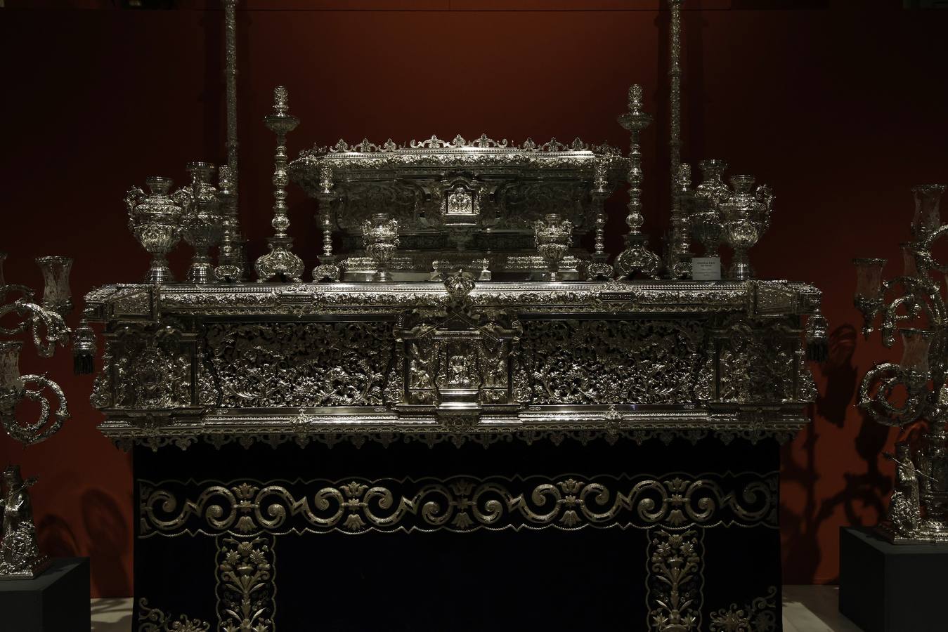 Pintura, orfebrería y bordados son los ejes de las exposiciones de esta institución para estas semanas cuaresmales