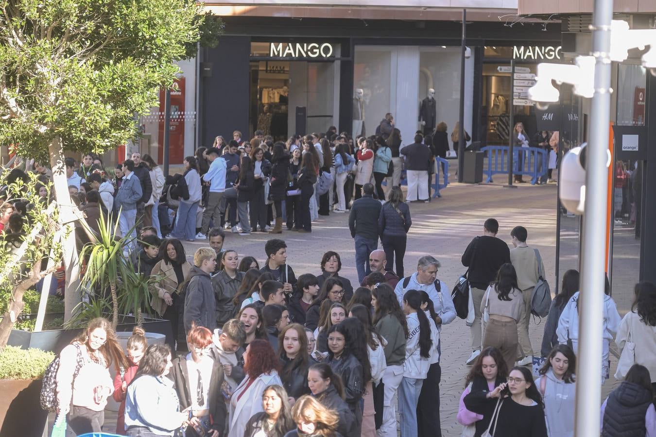 Firma de discos de los concursantes de Operación Triunfo 2023