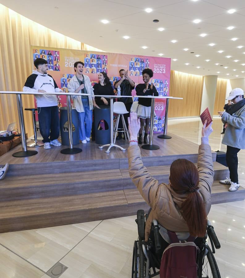 Firma de discos de los concursantes de Operación Triunfo 2023