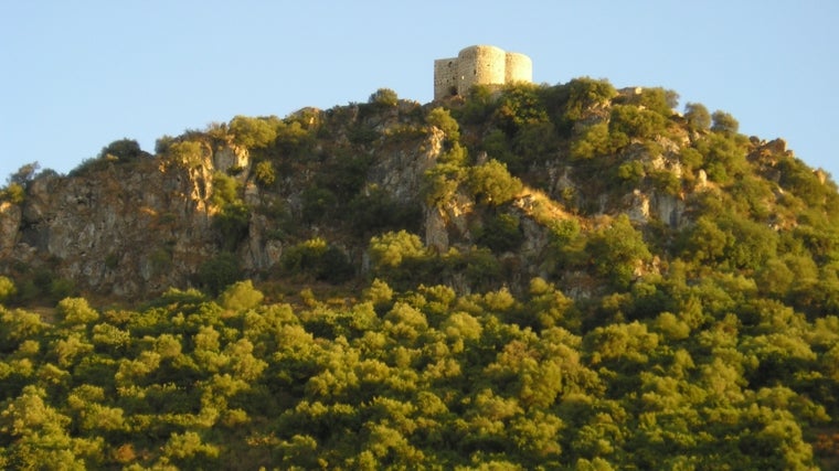 Castillo de Cote en Momntellano