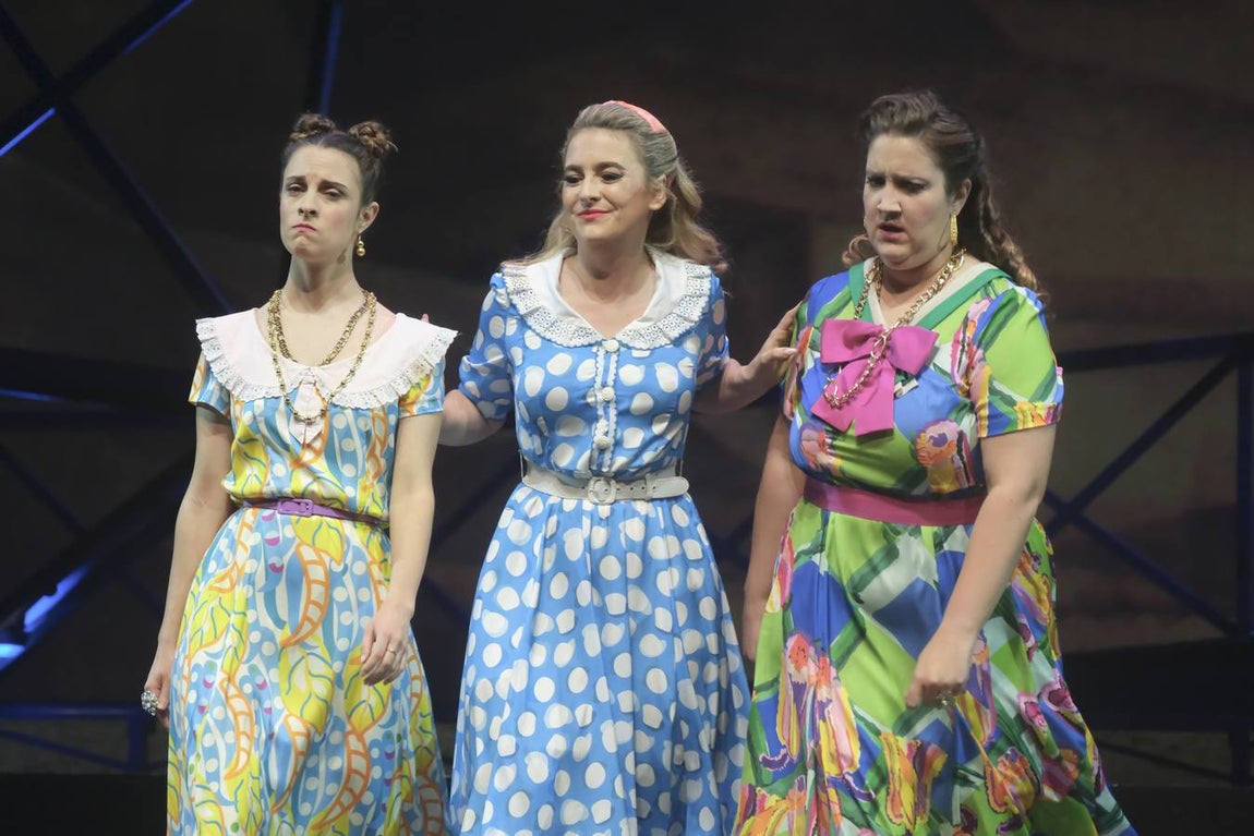 Momento del ensayo previo al estreno en el Maestranza de la zarzuela 'Los gavilanes'