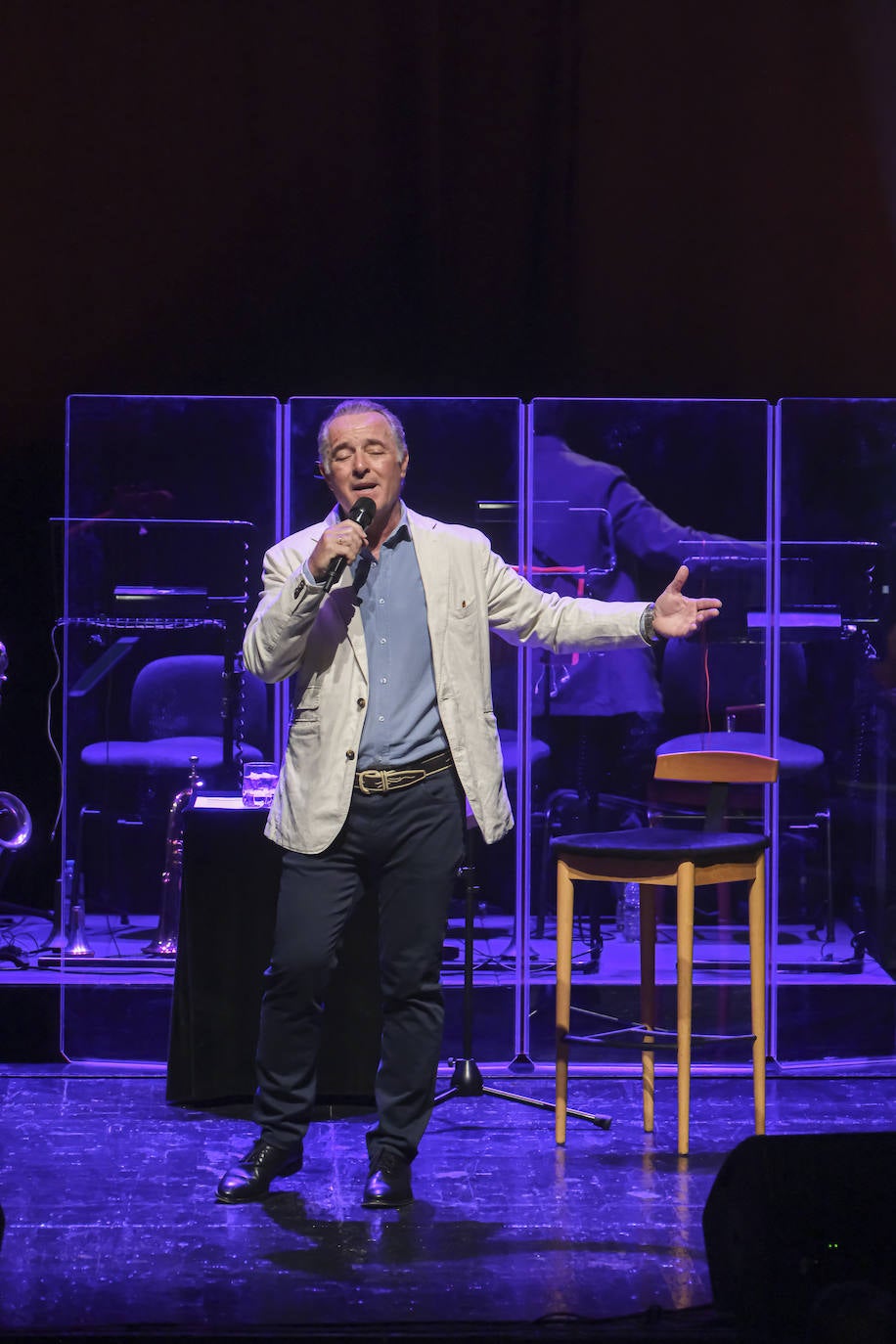 José Manuel Soto durante su concierto en el teatro de la Maestranza de Sevilla 