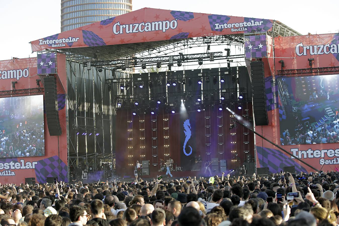 Arde Bogotá hizo las delicias del público sevillano