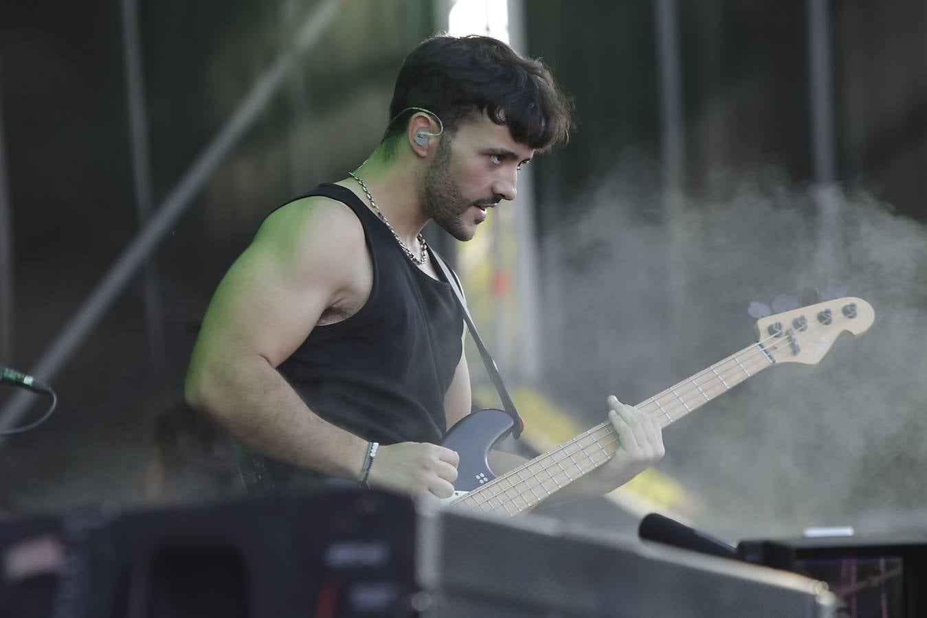 Guitarrista de Arde Bogotá durante el concierto