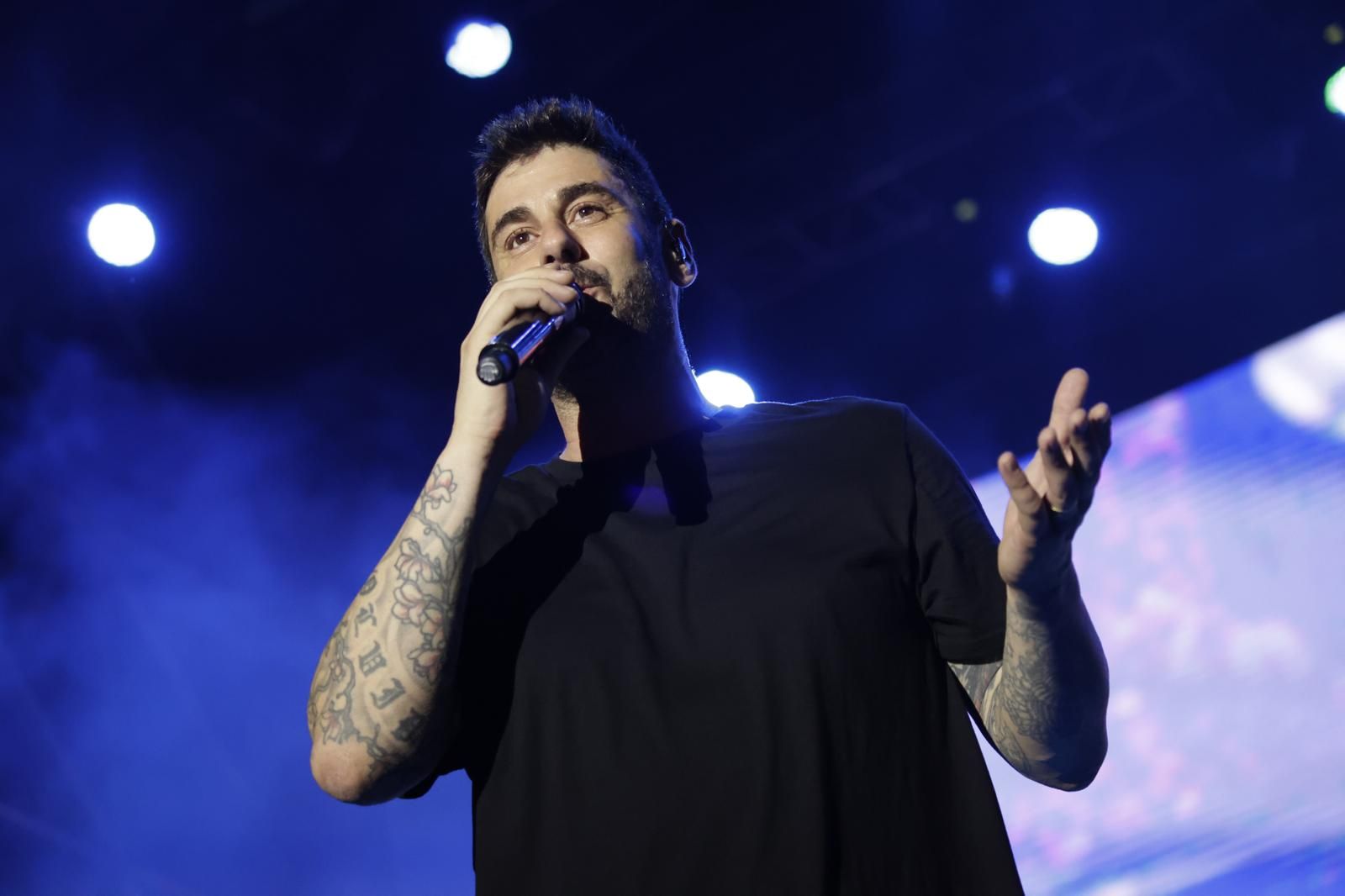 Icónica Fest acoge el concierto de Melendi en la Plaza de España de Sevilla 