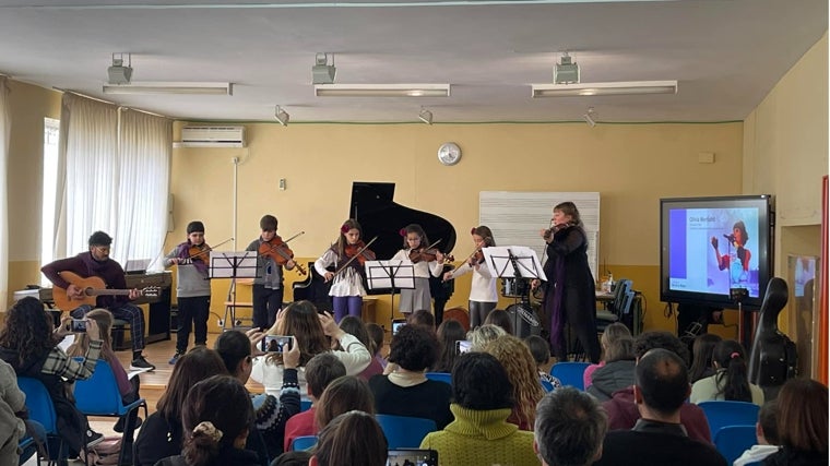 Los alumnos del Conservatorio son los protagonistas de este concierto que llega a la localidad sevillana de Alcalá de Guadaíra