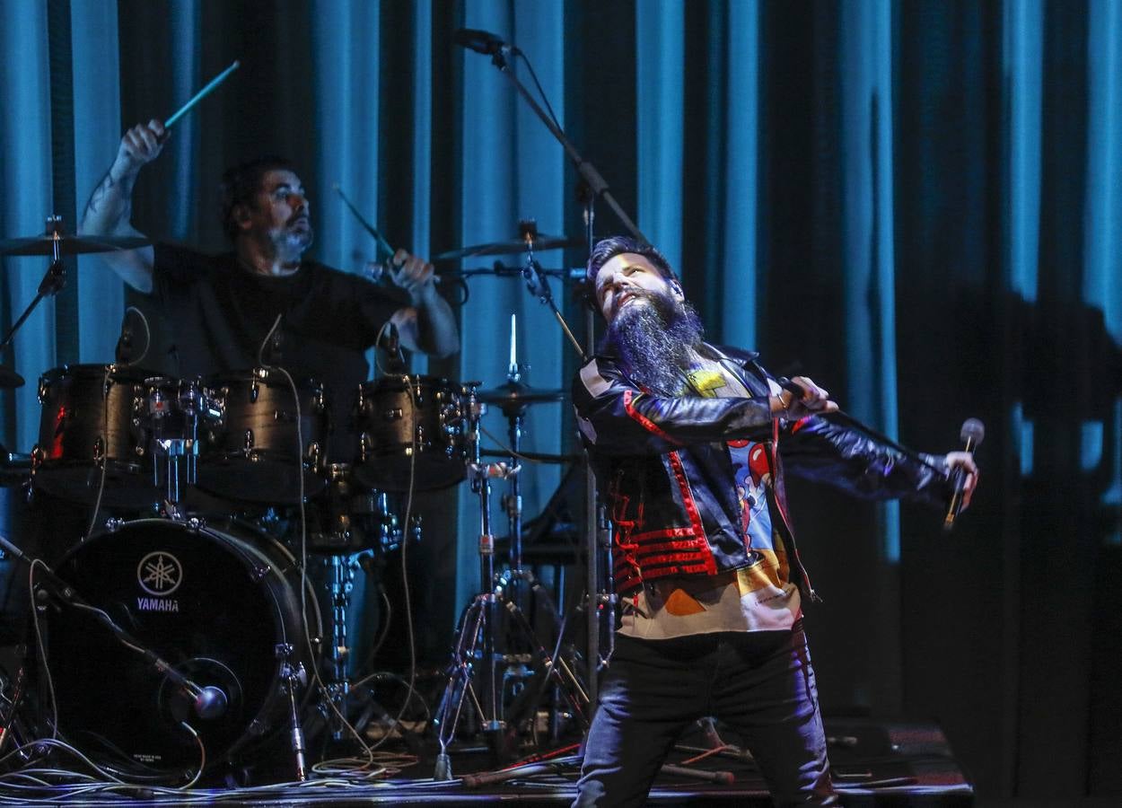El espectacular tributo a Queen de la banda The Vipers en el teatro de la Maestranza de Sevilla 