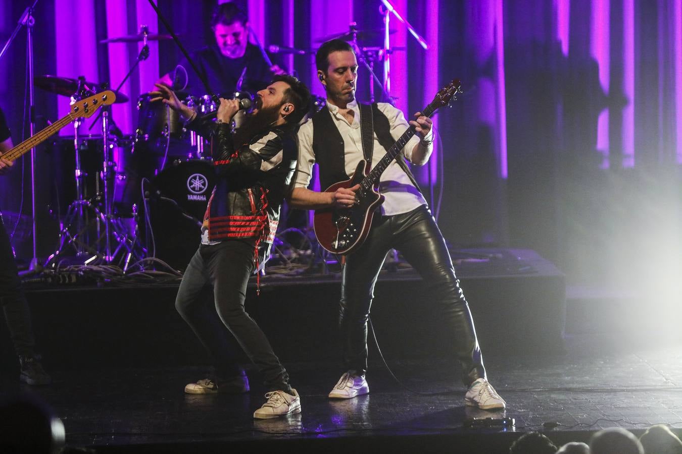 El espectacular tributo a Queen de la banda The Vipers en el teatro de la Maestranza de Sevilla 