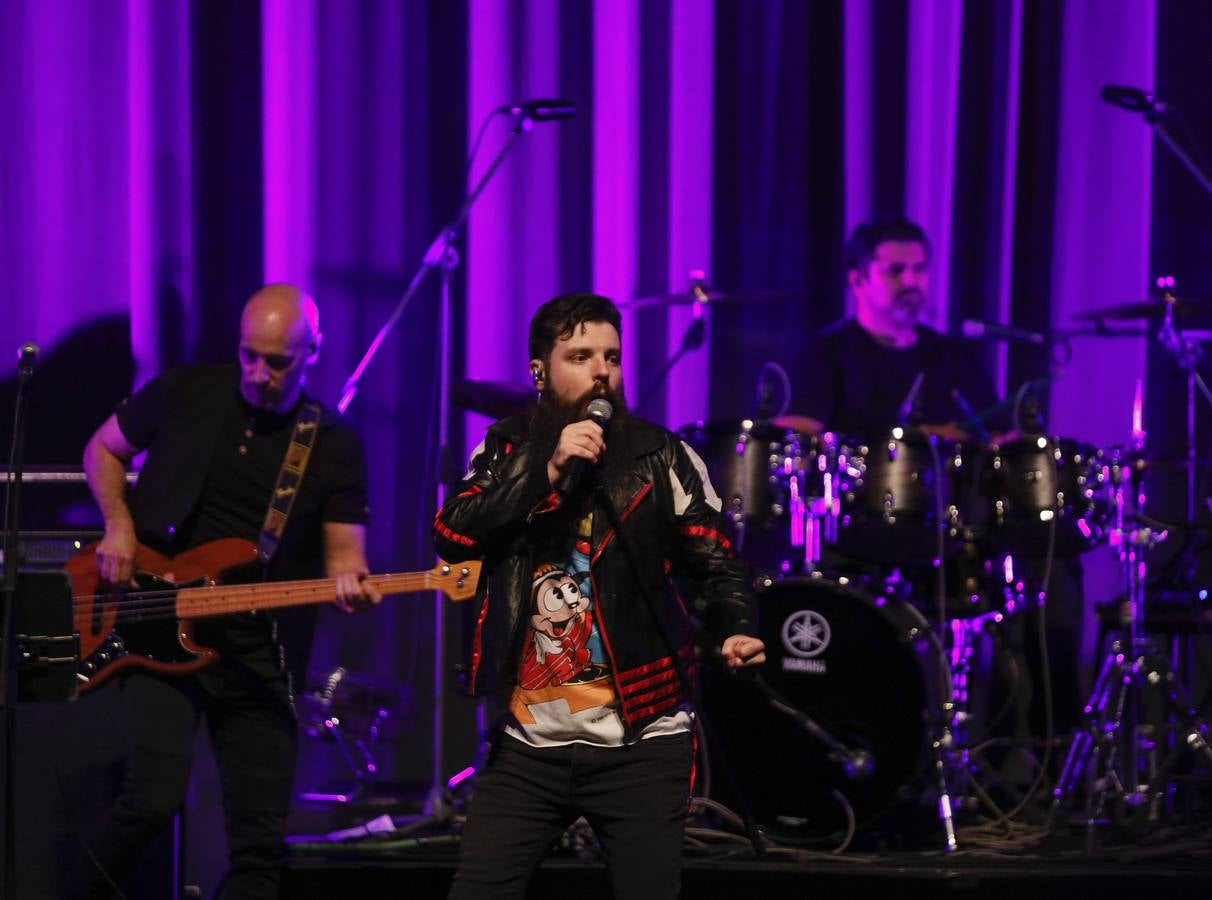 El espectacular tributo a Queen de la banda The Vipers en el teatro de la Maestranza de Sevilla 