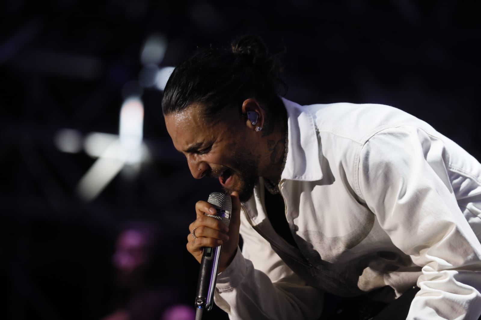 Un momento del concierto de Maluma dentro del Icónica Fest en la Plaza de España de Sevilla 