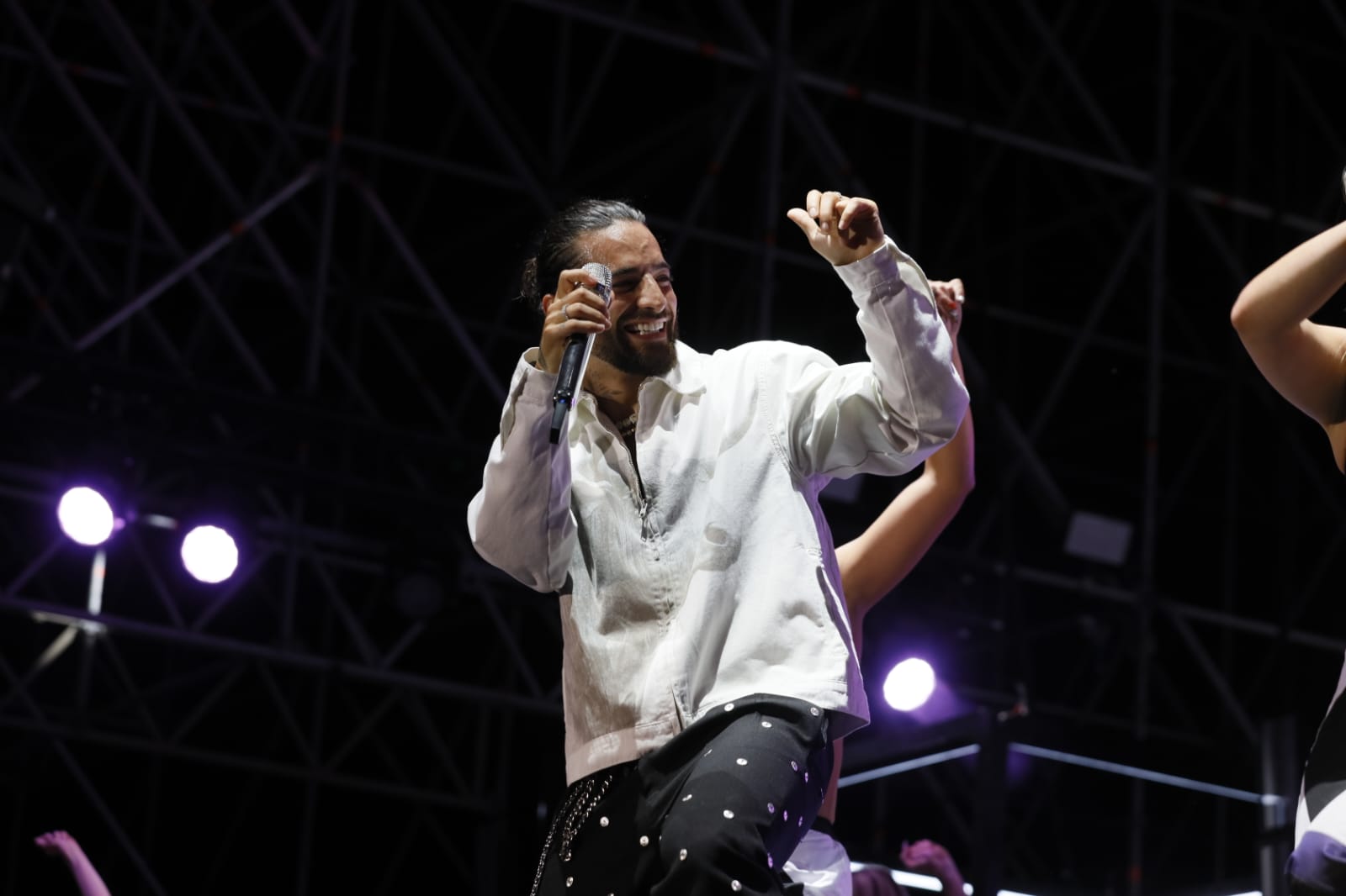 Un momento del concierto de Maluma dentro del Icónica Fest en la Plaza de España de Sevilla 