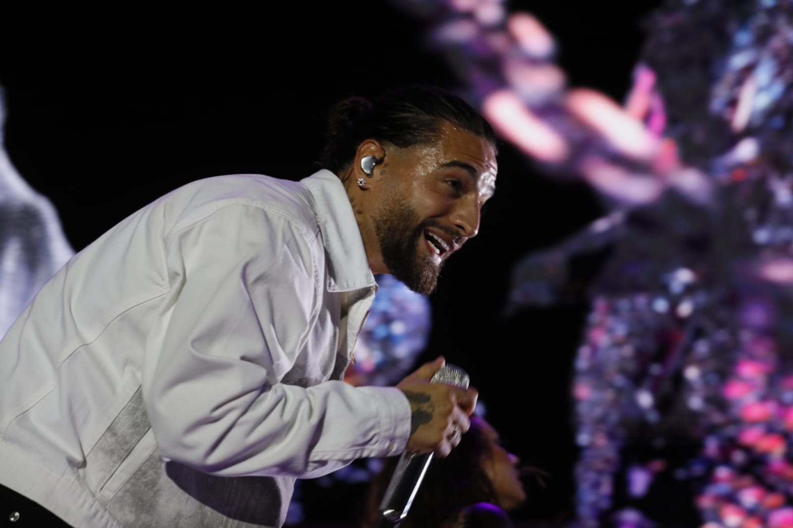 Un momento del concierto de Maluma dentro del Icónica Fest en la Plaza de España de Sevilla 
