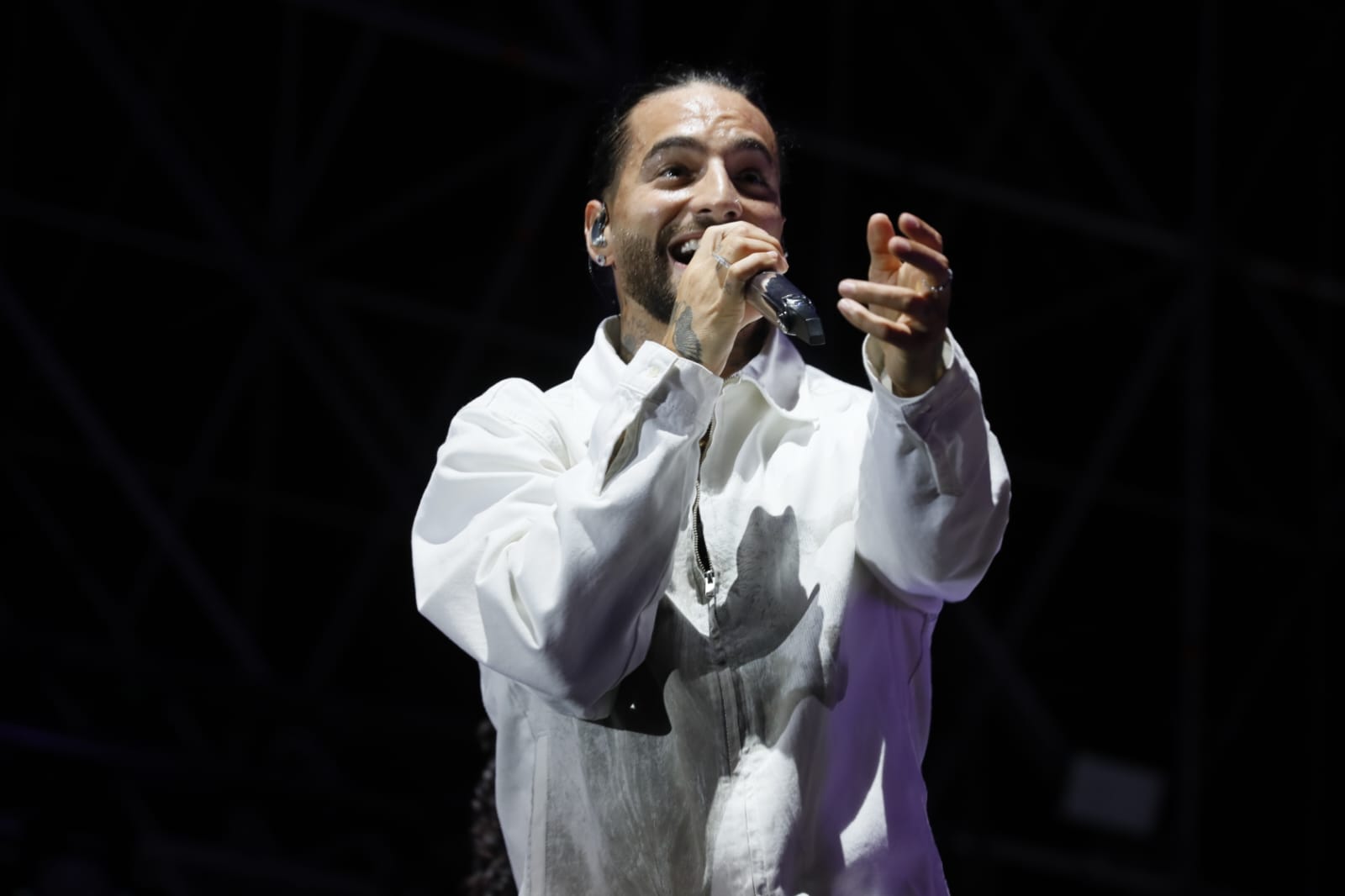 Un momento del concierto de Maluma dentro del Icónica Fest en la Plaza de España de Sevilla 