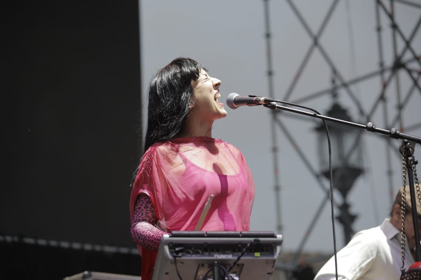 Actuación de El Columpio Asesino en Icónica Santalucía Sevilla Fest