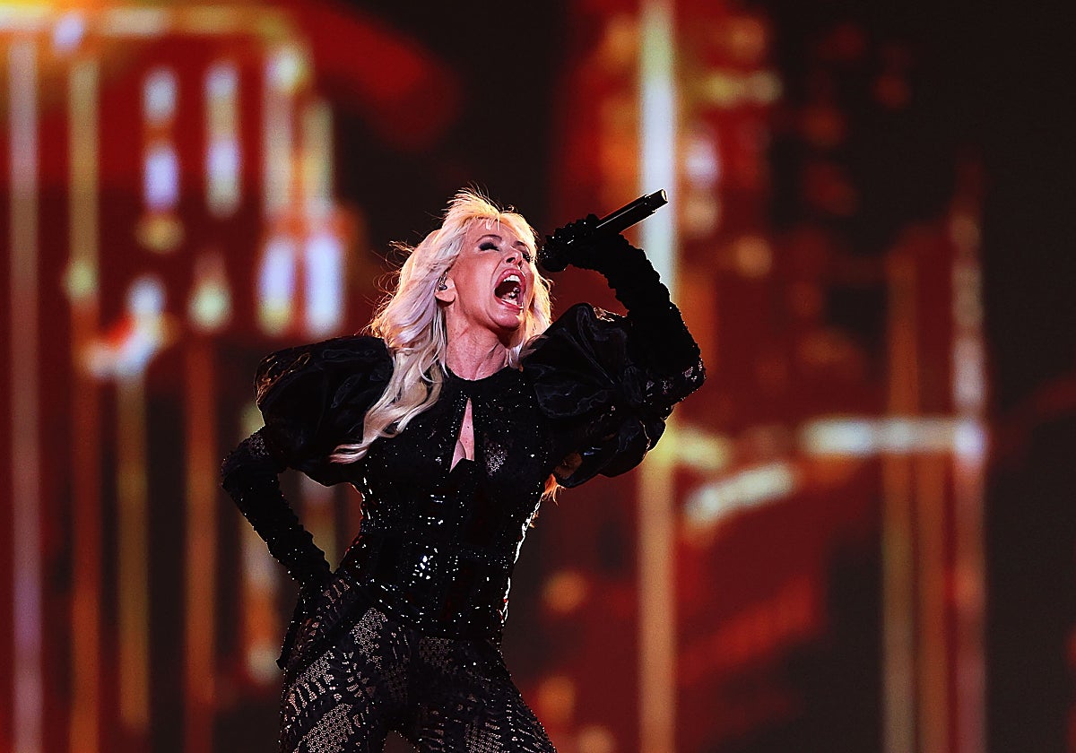 Nebulossa durante su actuación en Eurovision 2024