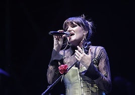 Imágenes del concierto de Rozalén en Icónica Santalucía Sevilla Fest 2024