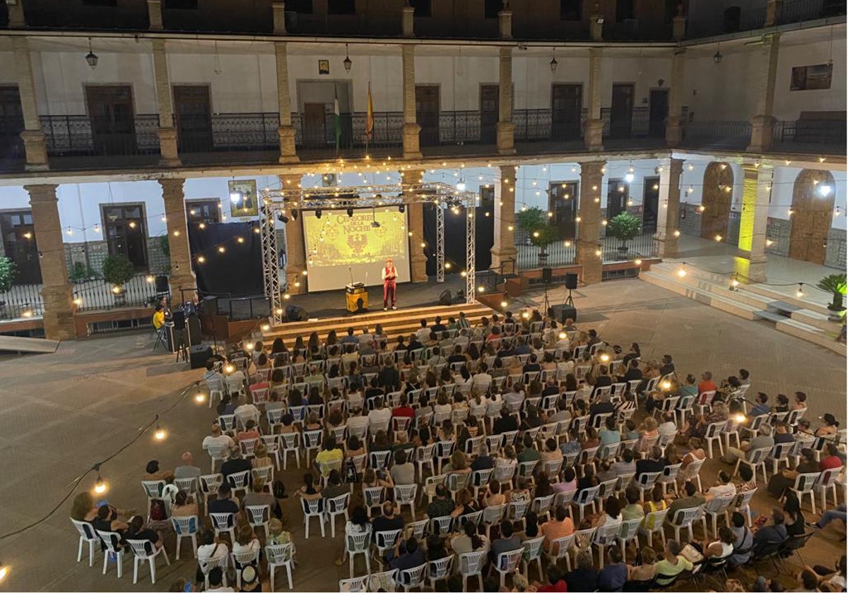 Imagen de archivo de un espectáculo representado en el Patio de Triana