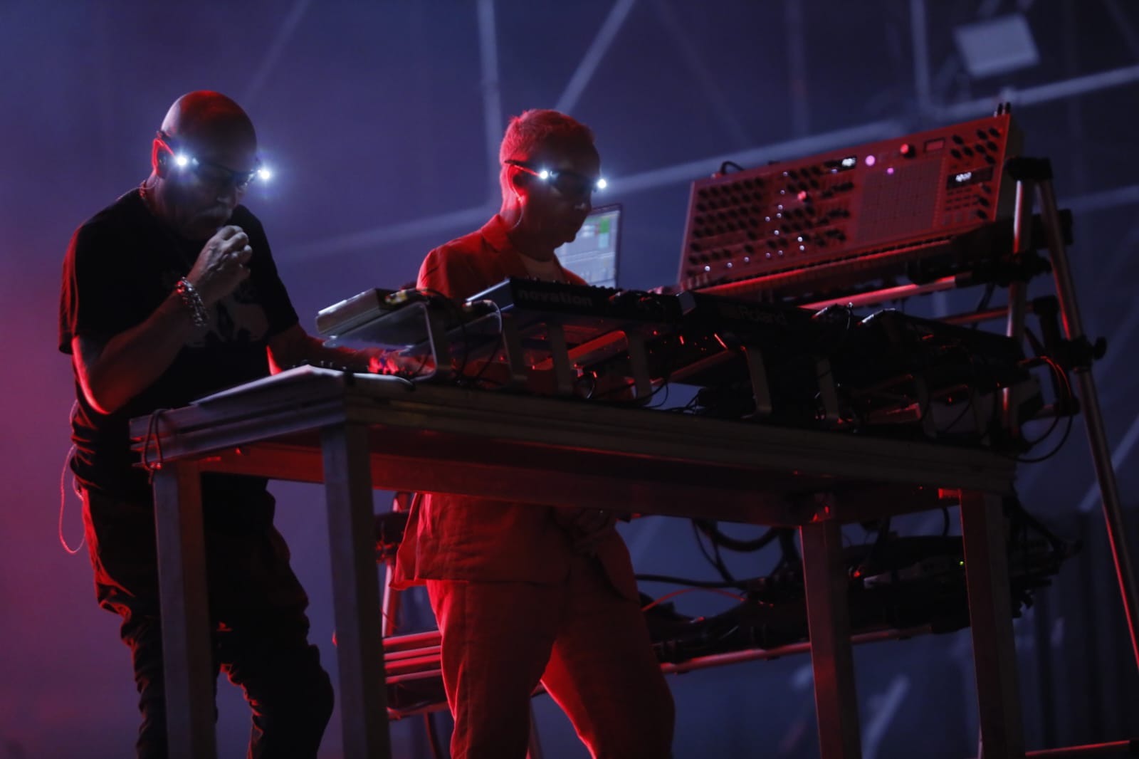 Imágenes de Arcade Fire, Orbital y Chk Chk Chk (!!!) en el Icónica Santalucía Sevilla Fest