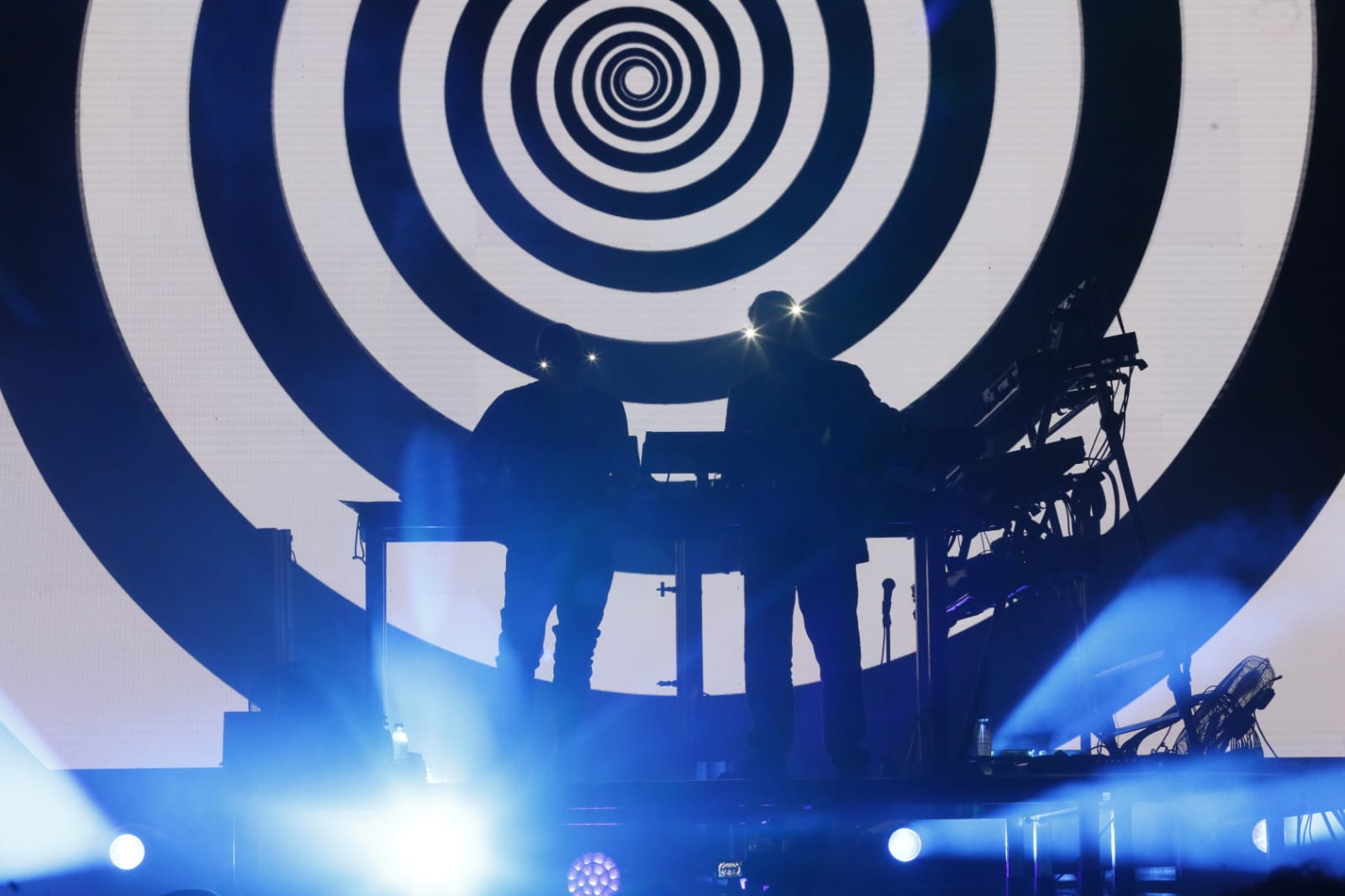 Imágenes de Arcade Fire, Orbital y Chk Chk Chk (!!!) en el Icónica Santalucía Sevilla Fest