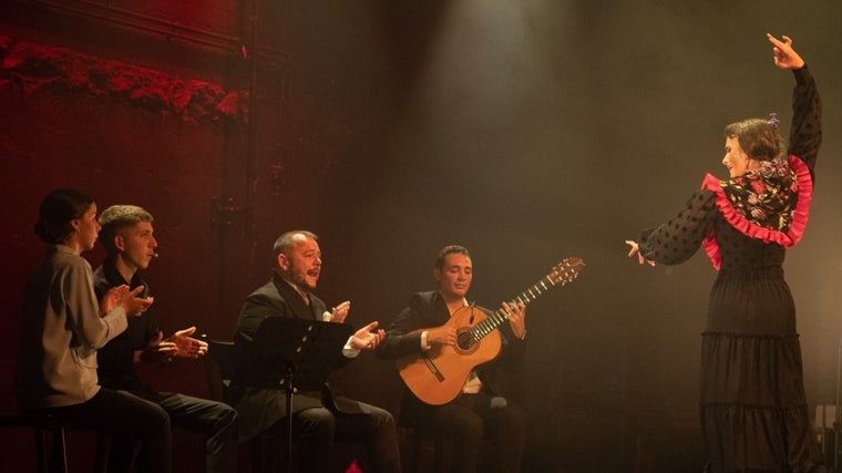 La bailaora Milena Tejada estará presente en este festival flamenco que llega a la localidad de Martín de la Jara