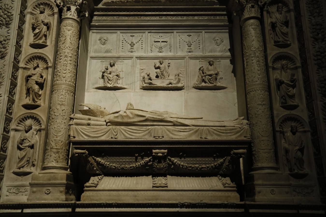 La visita se realiza los martes a las nueve y cuarto de la noche