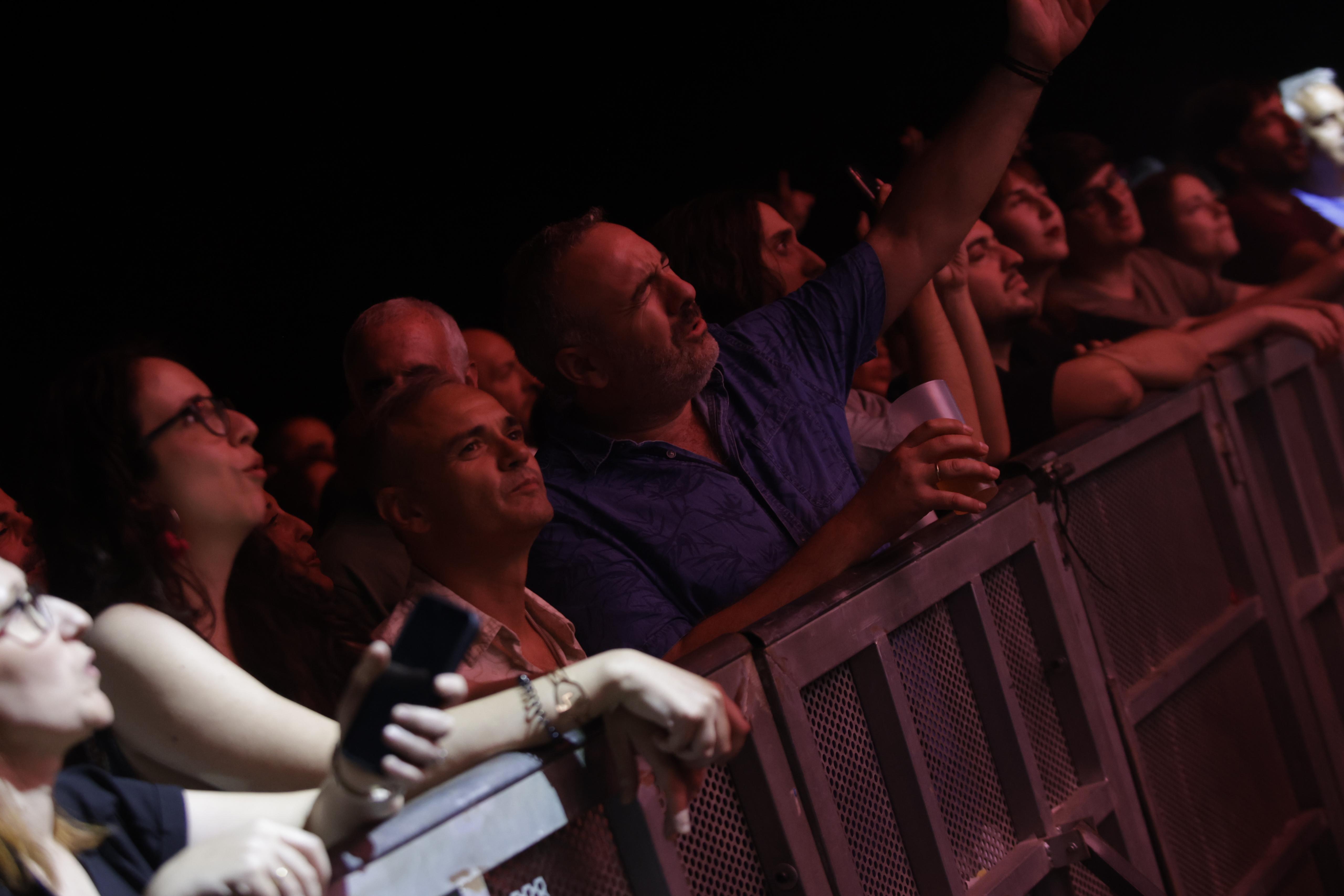 Un instante del concierto celebrado este miércoles en el CAAC de Sevilla del grupo Los Planetas