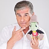 Imagen - «Ahora sería impensable imaginar a Pedro Sánchez, Núñez Feijoo, Yolanda Díaz y Abascal sentados en un plató simulando una partida de dominó. Síntoma inequívoco de que hemos ido para atrás»